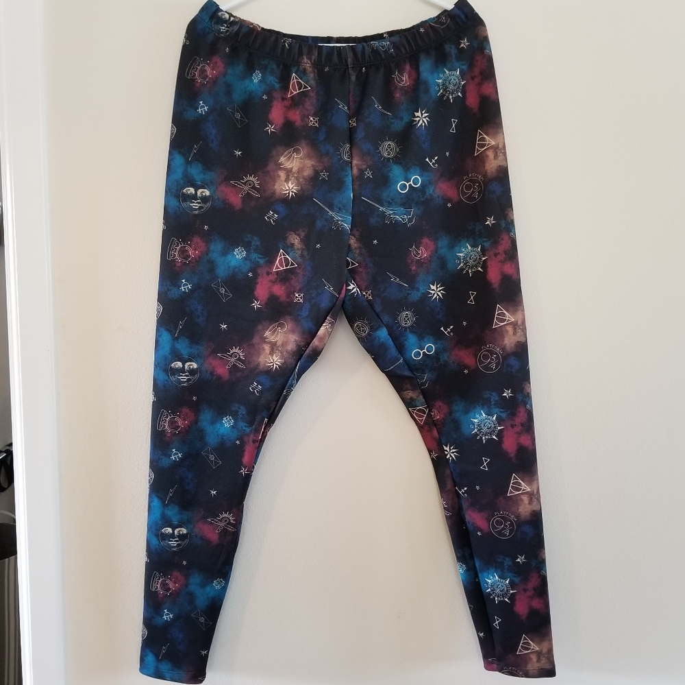 Like New Sz2 Torrid Harry Potter work out leggings